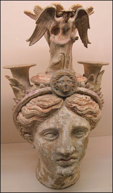 20120223-Etruscan BM Canosa askos_con_etsta_femminile.JPG